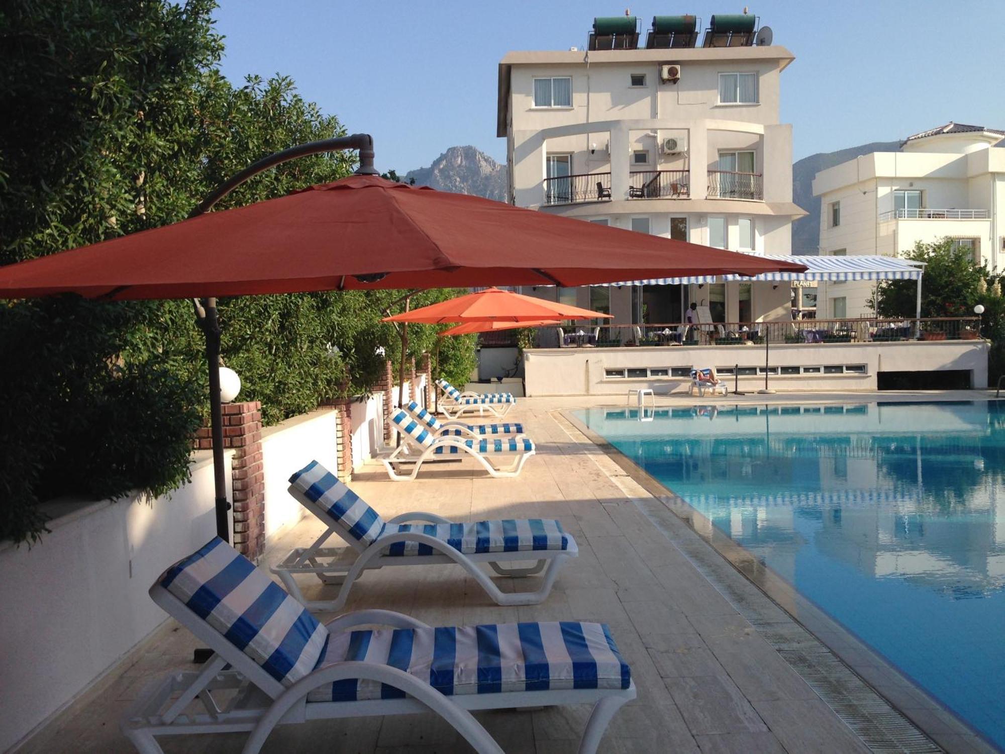 The Prince Inn Hotel & Villas Agios Georgios  Екстер'єр фото