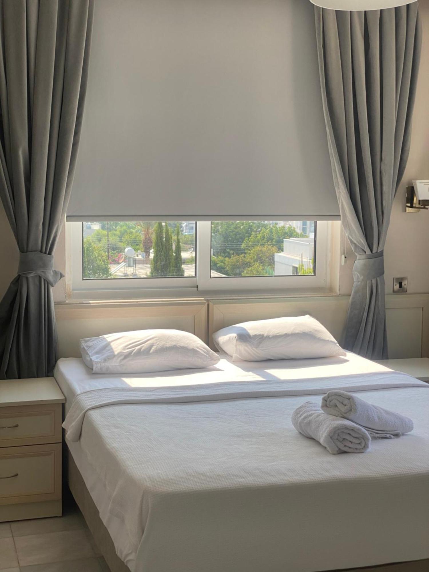 The Prince Inn Hotel & Villas Agios Georgios  Екстер'єр фото