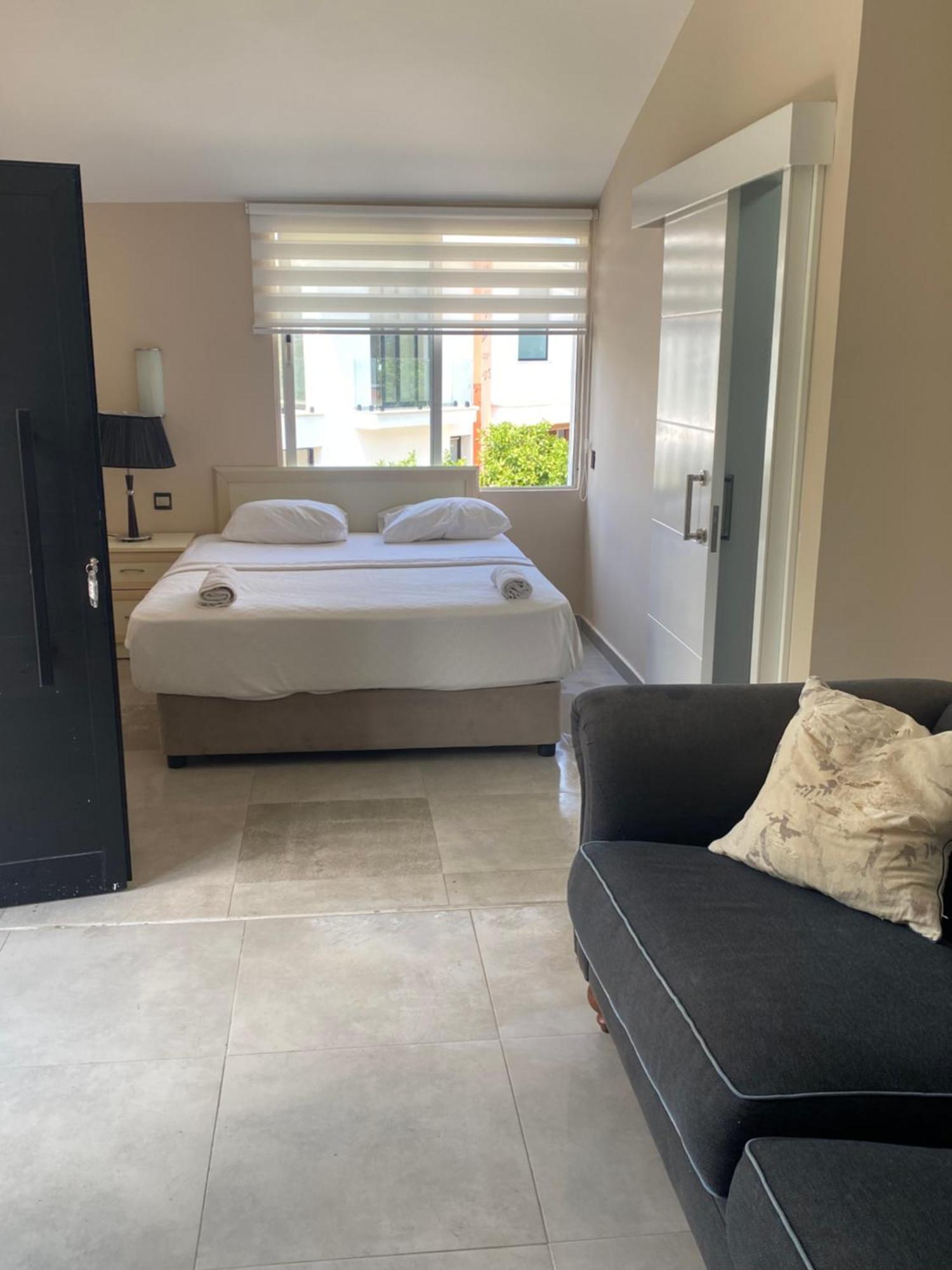 The Prince Inn Hotel & Villas Agios Georgios  Екстер'єр фото
