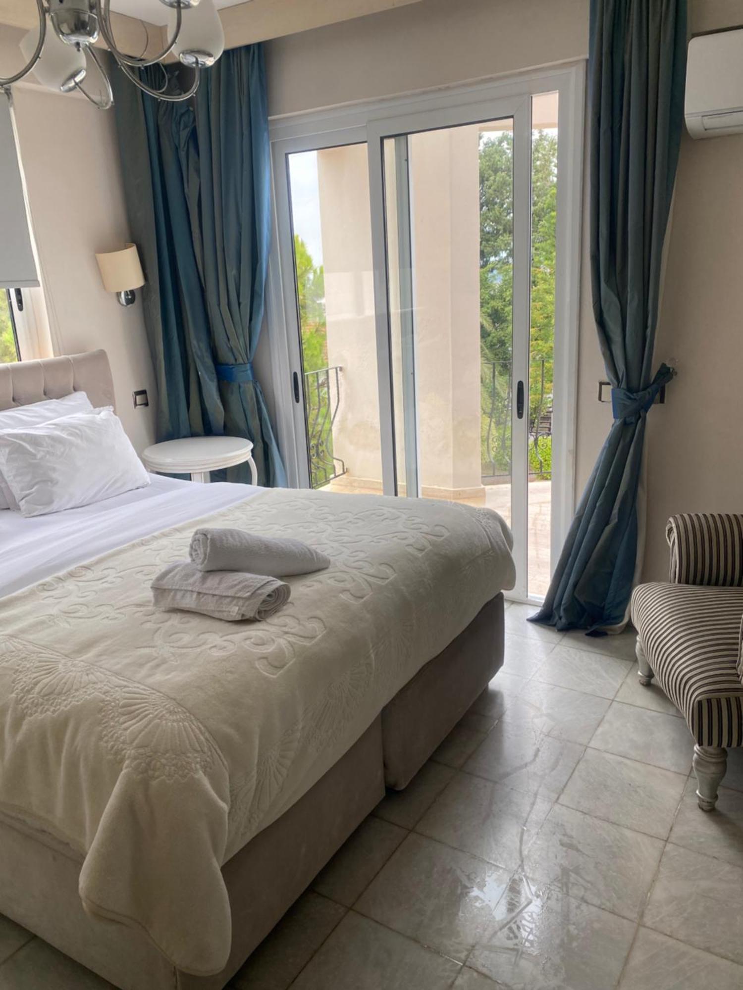 The Prince Inn Hotel & Villas Agios Georgios  Екстер'єр фото