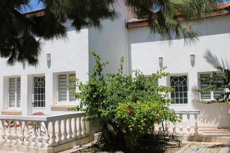 The Prince Inn Hotel & Villas Agios Georgios  Екстер'єр фото